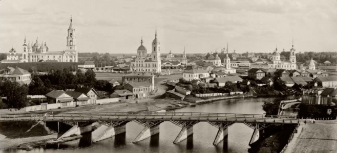 Панорама центральной части Кашина. Начало XX века. Фото В.А. Колотильщикова.
