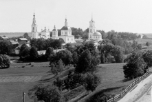 Введенская церковь и Клобуков монастырь